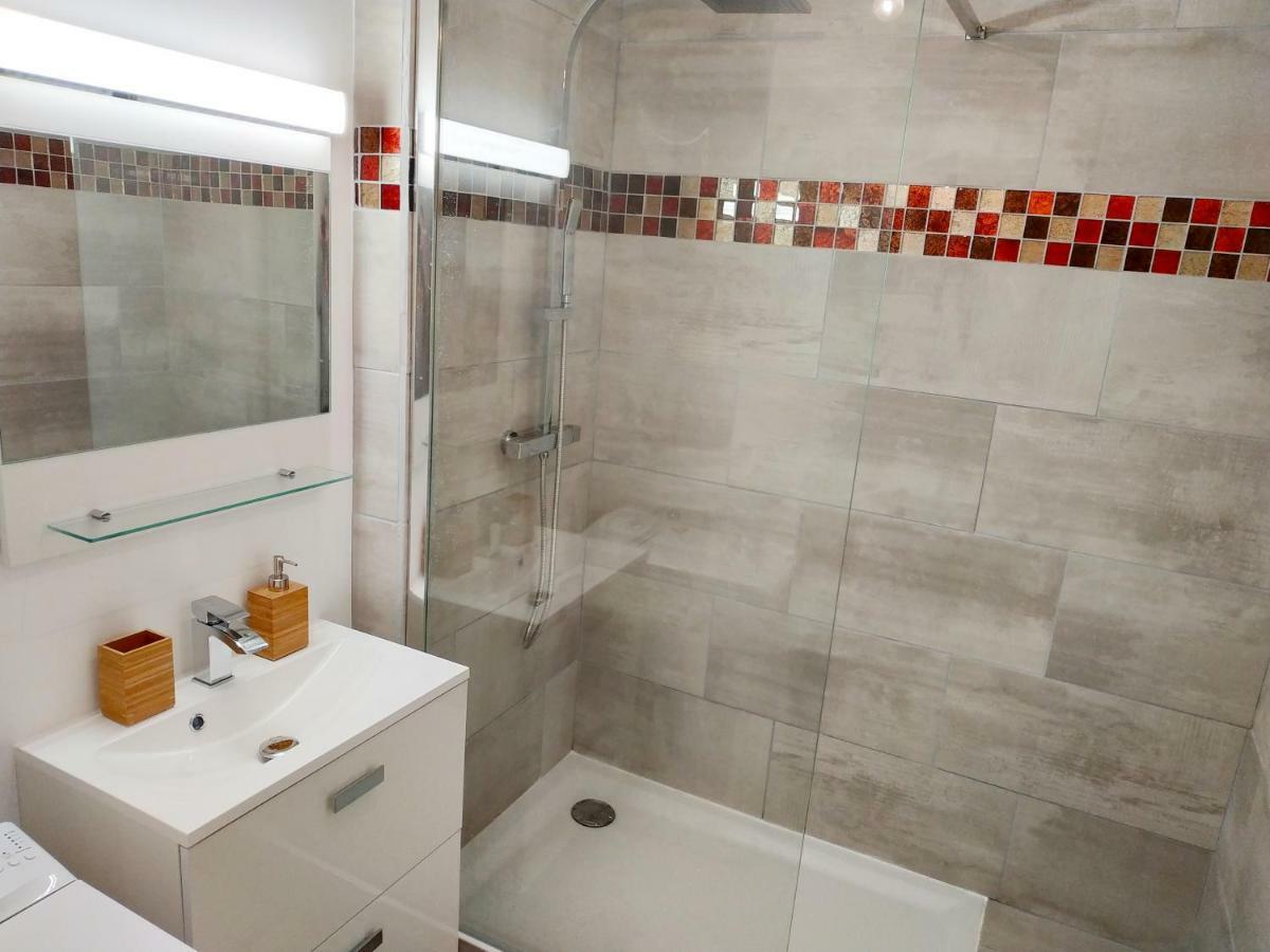 Le New York Bisontin Appartement Besançon Buitenkant foto
